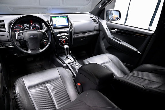 Isuzu D-max 12 of 23