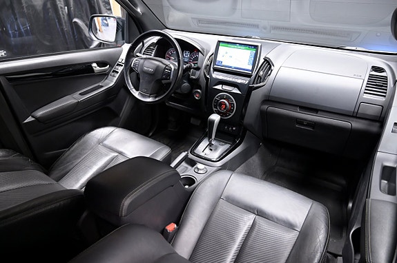 Isuzu D-max 11 of 23