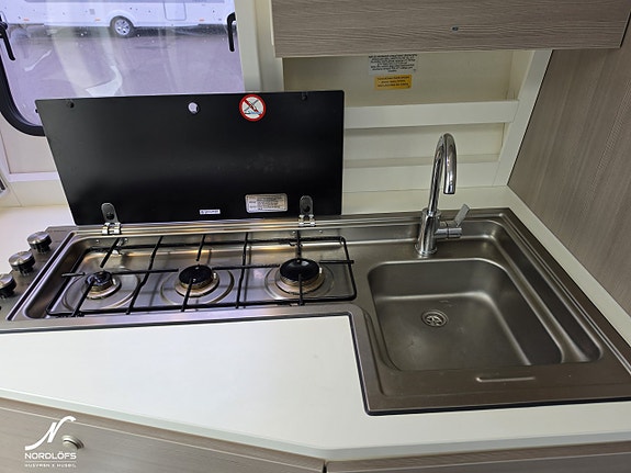 Adria ACTION 361 LH 1000 kg 6 of 13