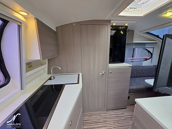Adria ACTION 361 LH 1000 kg 5 of 13