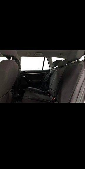 Volkswagen Golf V 8 of 10