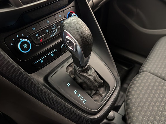 Ford Transit Connect 28 of 30