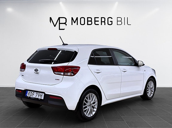Kia Rio 5 of 5