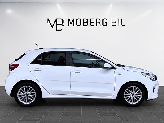 Kia Rio 4 of 5