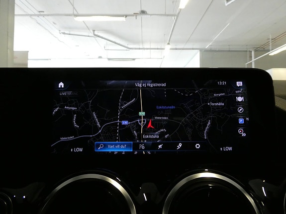 Mercedes-Benz GLA180 19 of 19