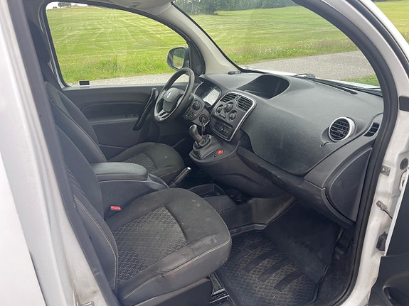 Renault Kangoo Express 11 of 16