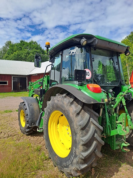 John Deere 5620 Premium 6 of 9