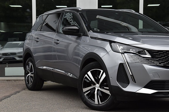 Peugeot 5008 4 of 5