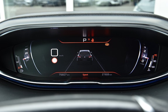 Peugeot 5008 25 of 26