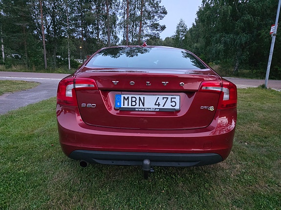 Volvo S60 4 of 10