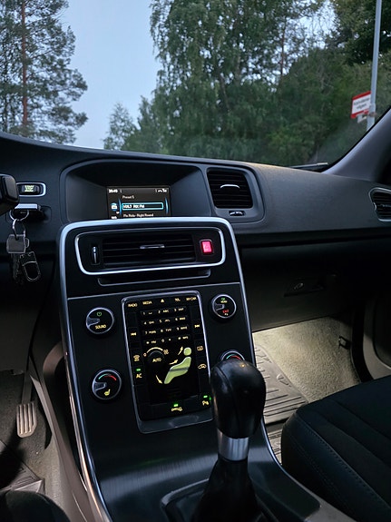 Volvo S60 5 of 10