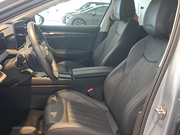 Skoda Superb 13 of 15