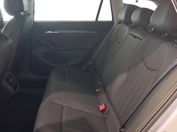 Skoda Superb 14 of 15