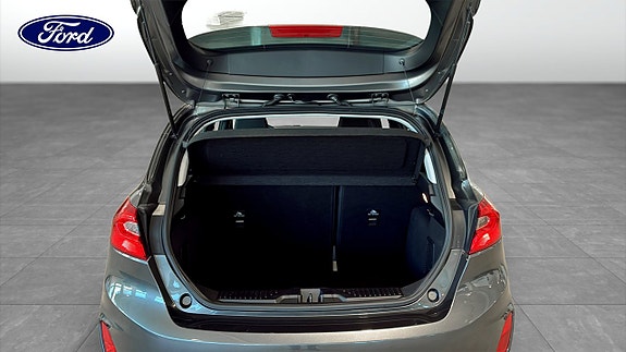 Ford Fiesta 10 of 12