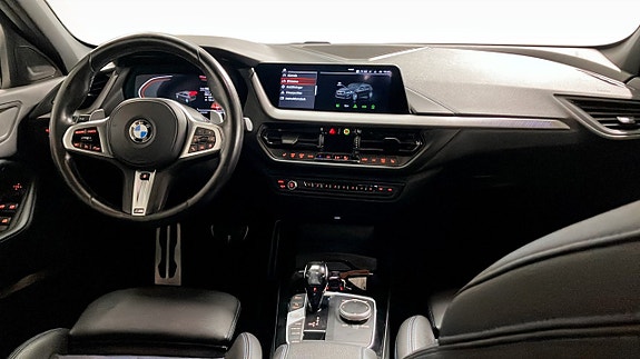 BMW 120 4 of 5
