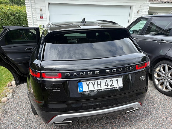 Land Rover Range Rover Velar 2 of 7
