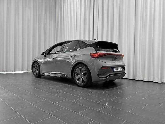 Cupra Born 3 of 5