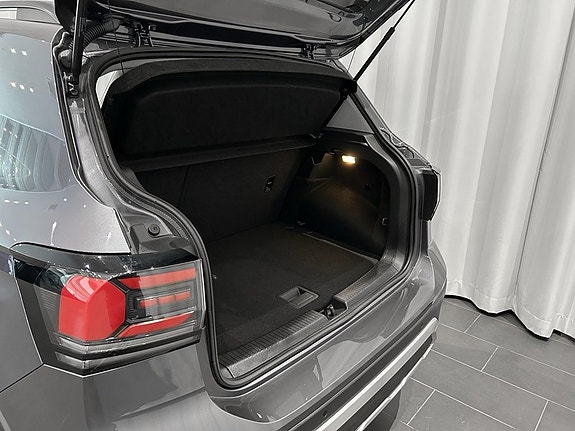 Volkswagen T-Cross 4 of 5