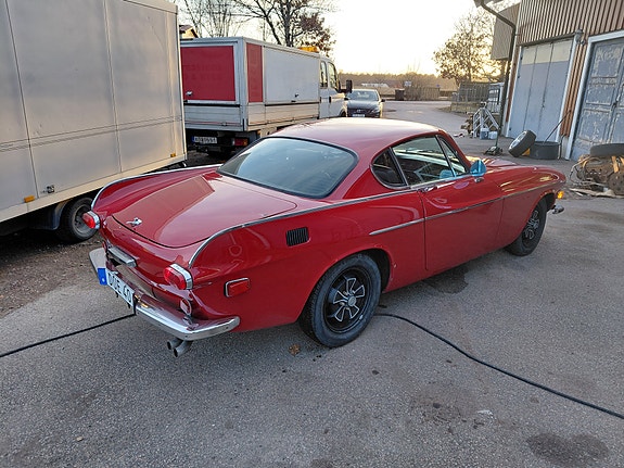 Volvo 1800E 2 of 5