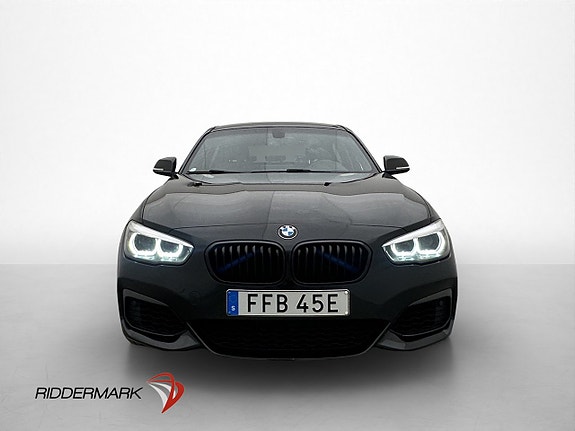 BMW M140i 2 of 5