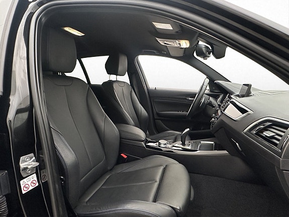 BMW M140i 14 of 30