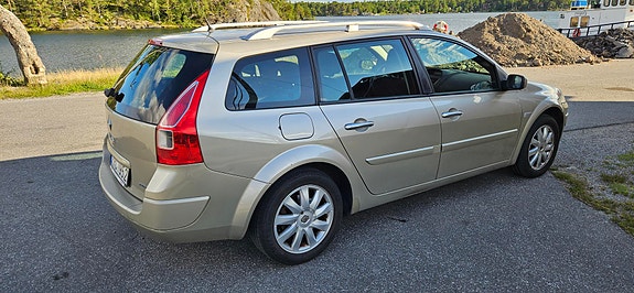 Renault Megane II 3 of 5