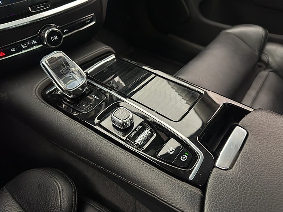 Volvo V60 26 of 30