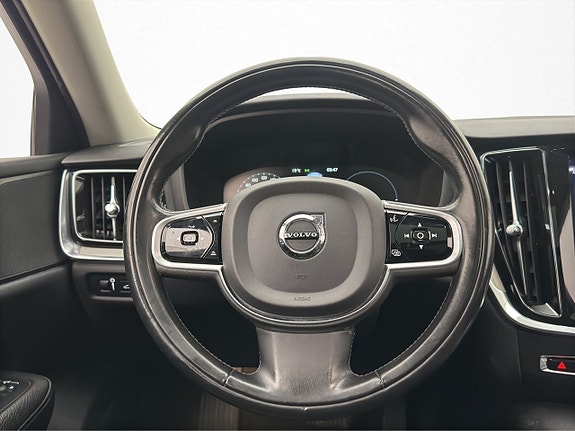 Volvo V60 15 of 30