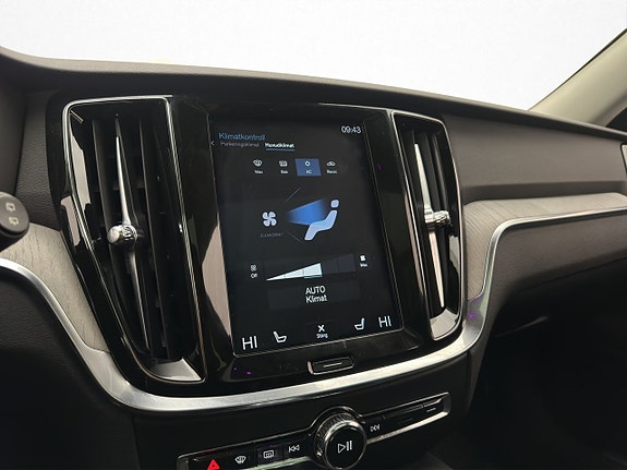 Volvo V60 20 of 30