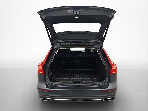 Volvo V60 8 of 30