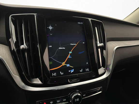 Volvo V60 21 of 30