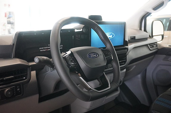 Ford Transit Custom 2 of 13