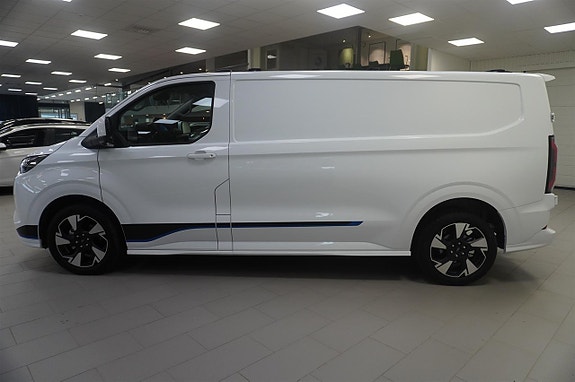 Ford Transit Custom 7 of 19