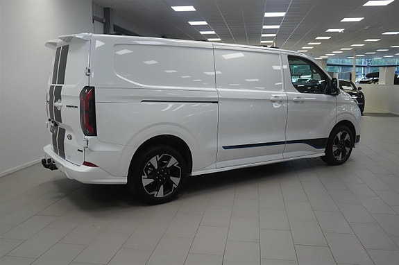 Ford Transit Custom 3 of 19