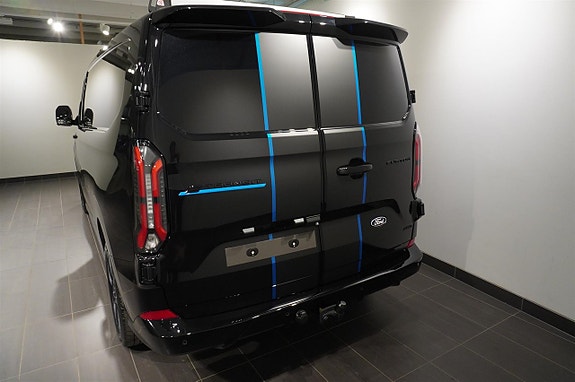 Ford Transit Custom 7 of 16