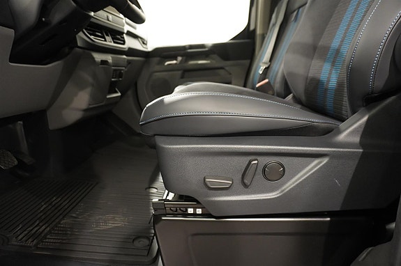 Ford Transit Custom 9 of 16