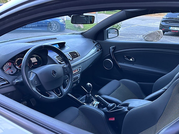 Renault Megane III 5 of 5