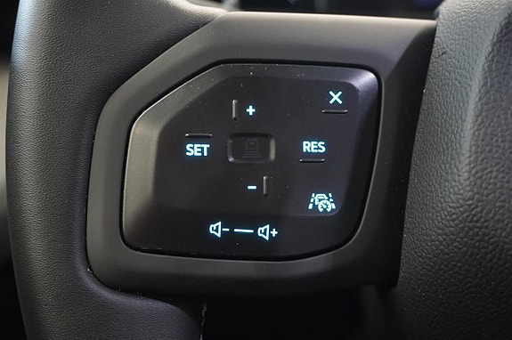 Ford Explorer 12 of 17