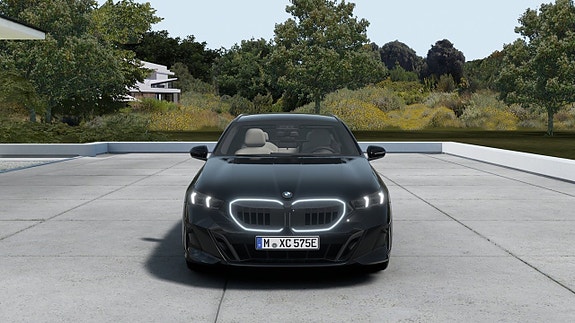 BMW 550e 3 of 13