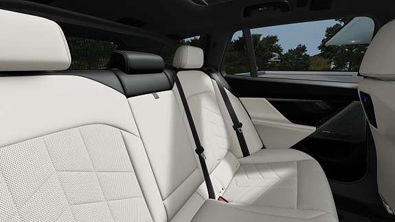 BMW 550e 11 of 13