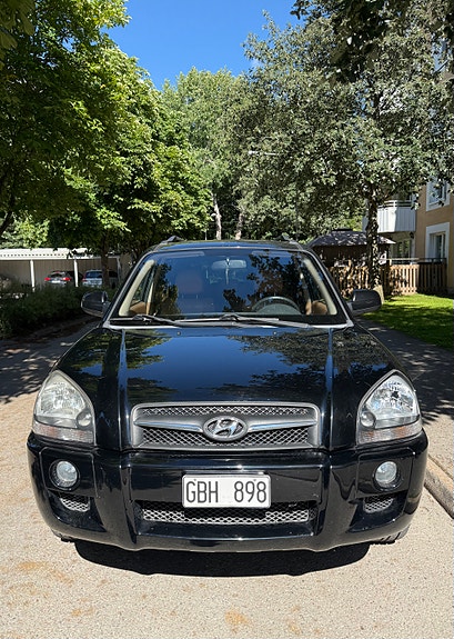 Hyundai Tucson 3 of 5