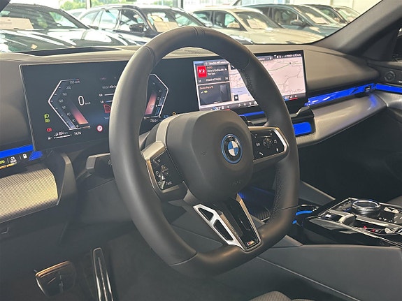 BMW 530e 8 of 14
