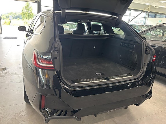 BMW 530e 7 of 14