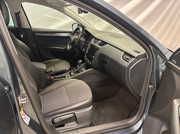 Skoda Octavia 7 of 10
