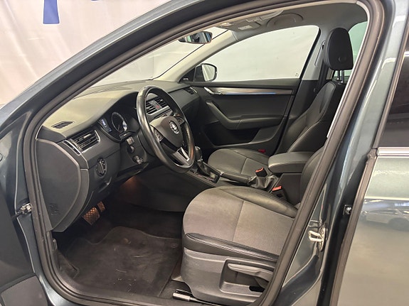 Skoda Octavia 5 of 10