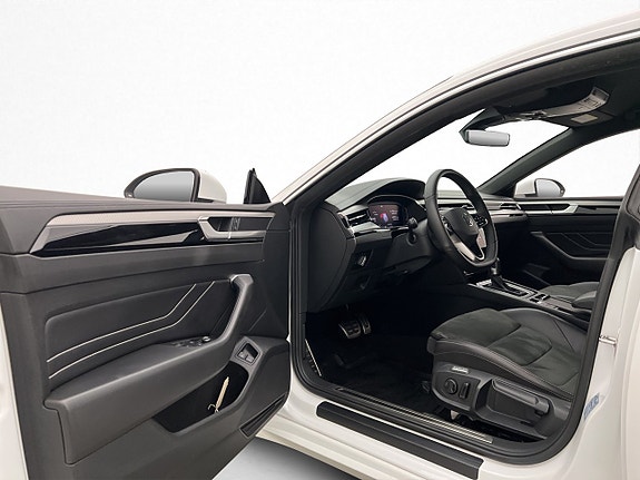 Volkswagen Arteon 11 of 30