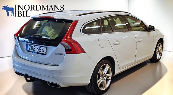 Volvo V60 3 of 5