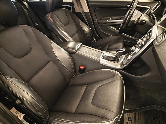 Volvo V60 5 of 5