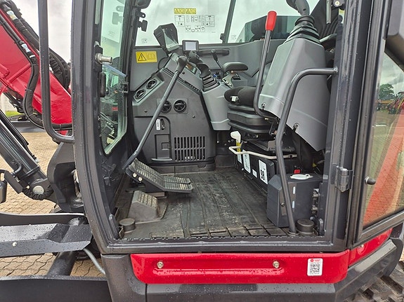 Yanmar ViO80-1A / 8ton grävmaskin /zertail / svanslös 9 of 10