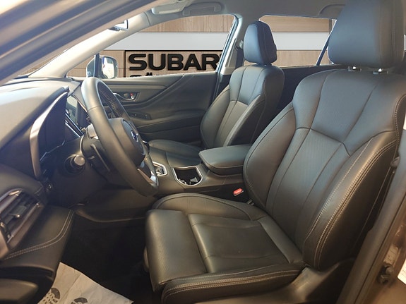 Subaru Outback 10 of 17